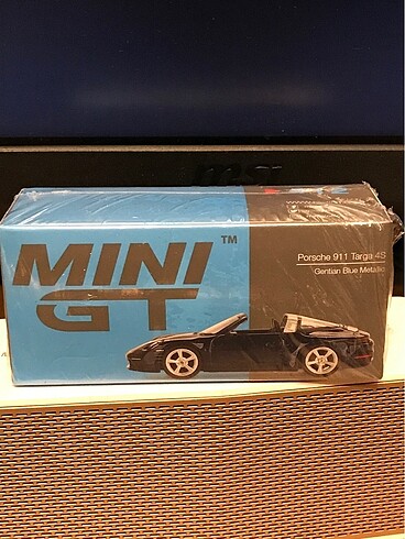 Mini GT Porsche 911 Targa 4s
