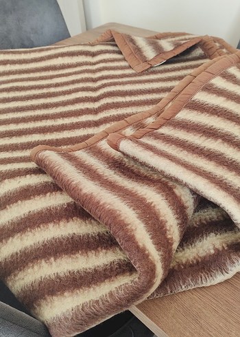 Saf yün Kahverengi Zebra Desenli Sıcak Battaniye