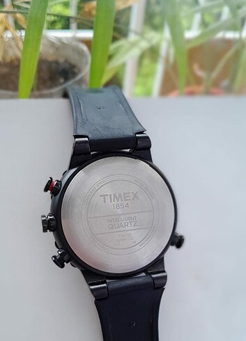  Beden siyah Renk Timex Saat T2n720 