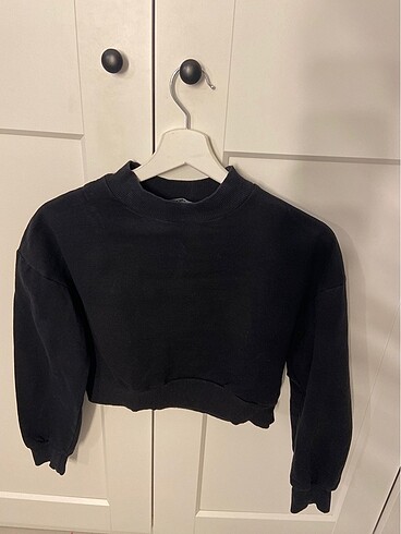 s Beden Addax crop sweat