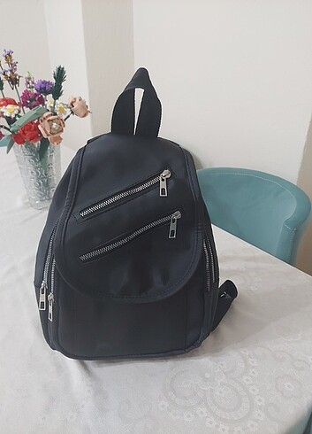 Sırt Çantası - Görsel 3