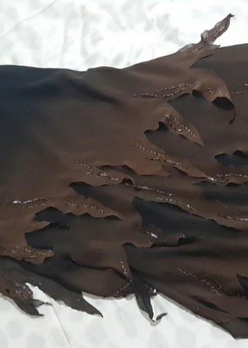 Şık ve zarif gece elbisesi. - Görsel 4