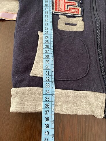 12-18 Ay Beden Orijinal Armani junior sweatshirt