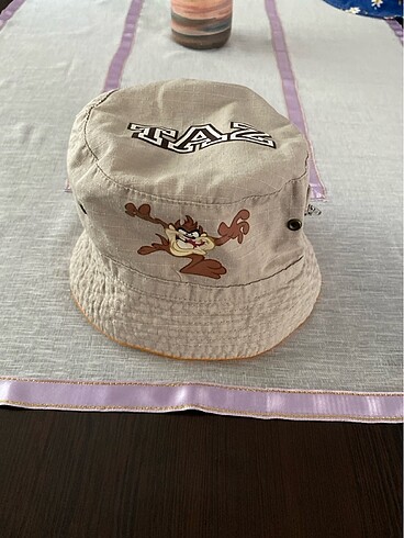 Looney Tunes lisanslı şapka
