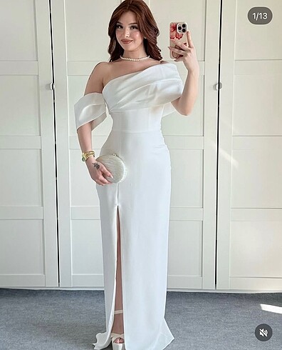 Ayşenur Dinçer Beyaz Elbise