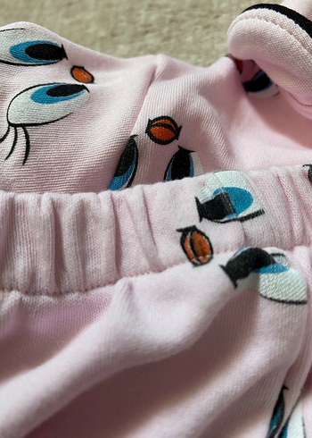 6 Ay Beden Düğmeli Pembe Baskılı Kız Bebek pijama Takımı