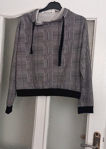 Kadın Gri Ekose Desenli Kapüşonlu Sweatshirt