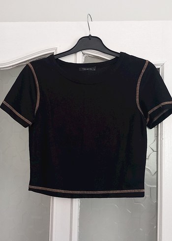 Trendyol & Milla Siyah Crop Top, Kısa Kollu, Dar Kesim