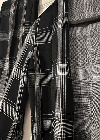 Gri Ekose Desenli Kadın Takım - Görsel 2