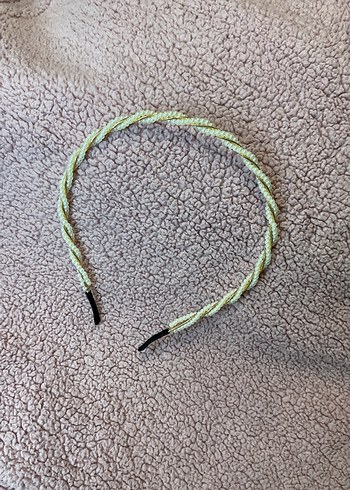 İnci Boncuklu Örgü Beyaz Taç - Görsel 2