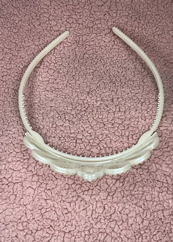 İnci Boncuklu Beyaz Örgü Taç - Görsel 2