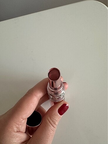 Beden Ysl loveshine cany glow balm