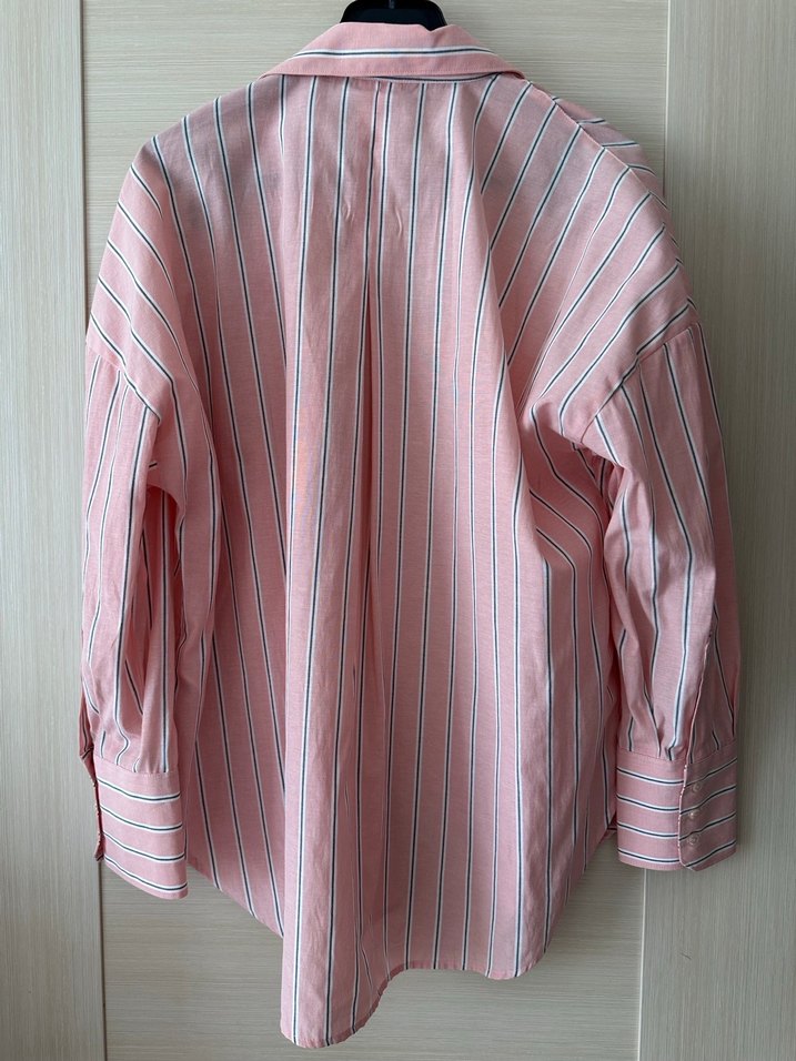 Düğmeli Pembe Çizgili Kadın Gömlek - Görsel 3
