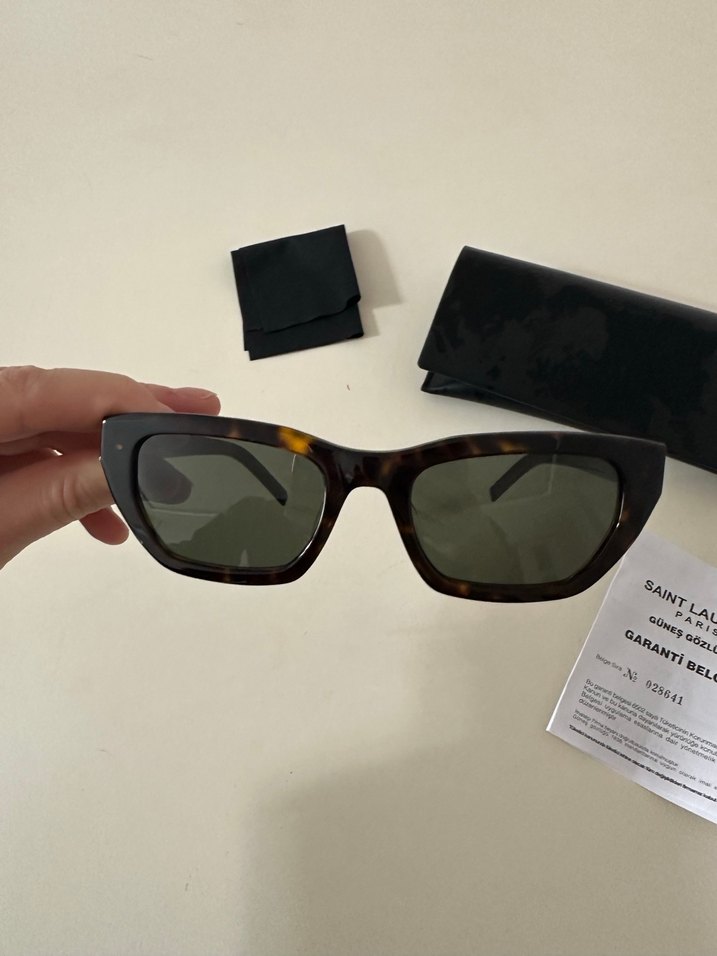 Saint Laurent Siyah Kadın Güneş Gözlüğü - Görsel 4