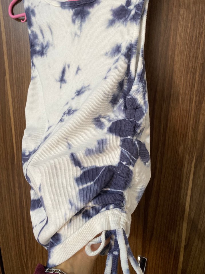 Batik Desenli Beyaz Atlet - Görsel 2