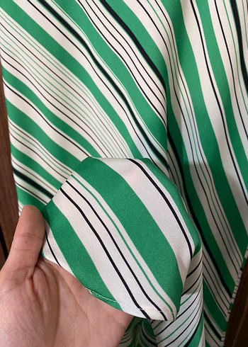 Zara Yeşil Çizgili Saten Uzun Etek - Görsel 3