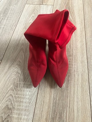 Zara çorap çizme