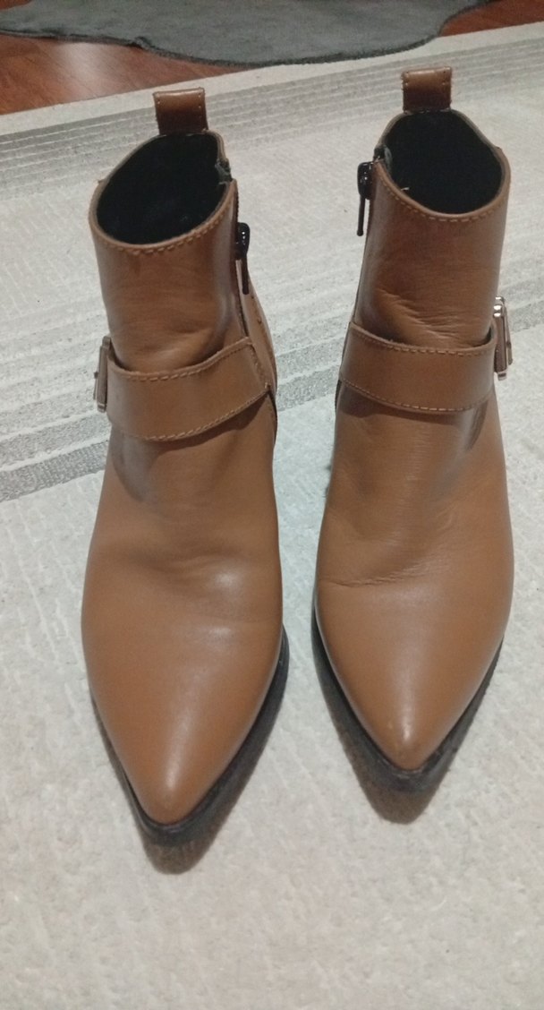 Deri Tokalı Kadın Bot - Görsel 2