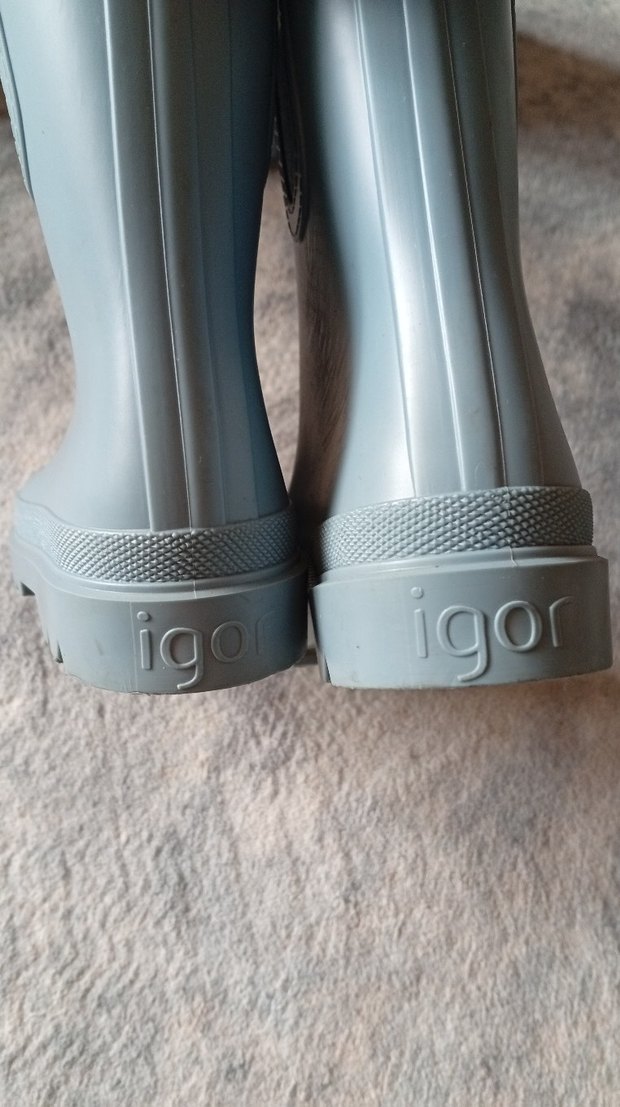 Erkek Çocuk Lastik Bot 28 29 numaralari mevcuttur - Görsel 2