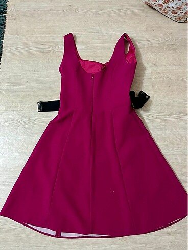 Zara Fuşya askılı elbise abiye