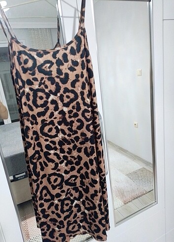 Leopar desenli gecelik 