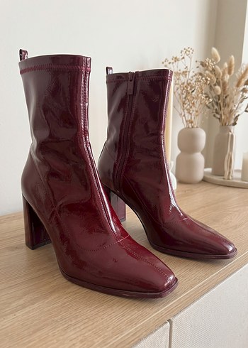 Stradivarius Bordo Parlak Topuklu Bot