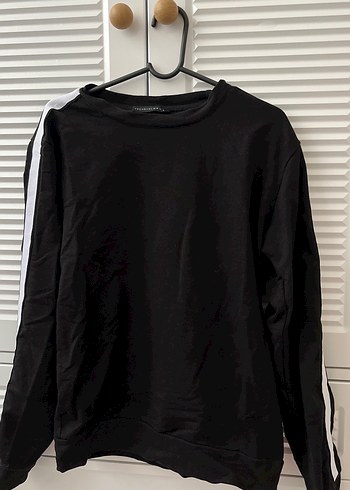 Siyah Uzun Kollu Sweatshirt