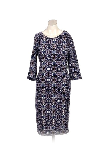 PreLoved Kısa Elbise %70 İndirimli.