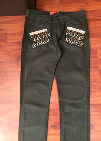 Zincir Detaylı İşlemeli Kadın Kot Pantolon - Görsel 5