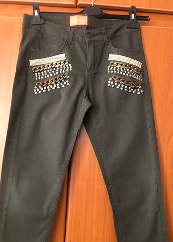 Zincir Detaylı İşlemeli Kadın Kot Pantolon - Görsel 2