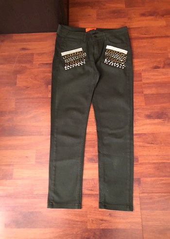 Zincir Detaylı İşlemeli Kadın Kot Pantolon - Görsel 3