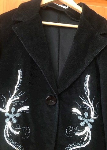 Düğmeli Siyah kadife Nakışlı Kadın Blazer - Görsel 5
