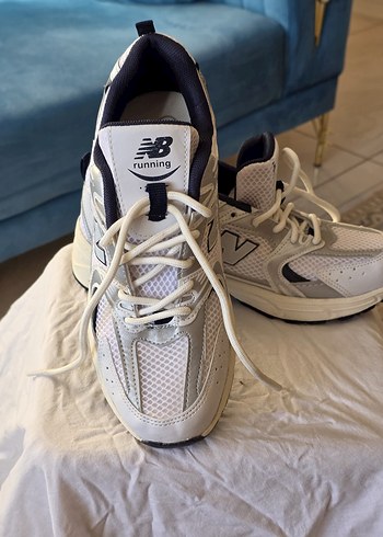 Beyaz Bağcıklı Kadın Spor Ayakkabı - Görsel 4