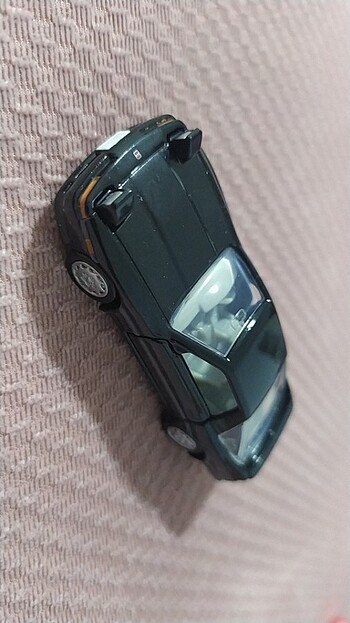 Tomica supra