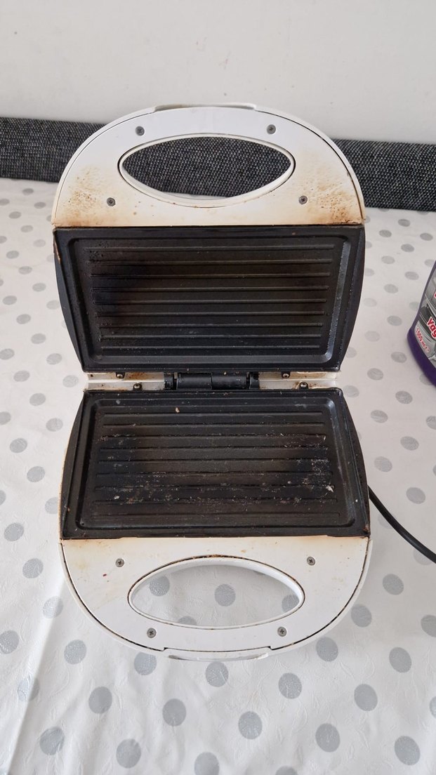 Beyaz Sandviç ve Tost Makinesi - Görsel 2