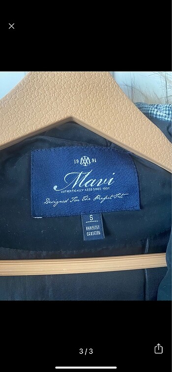 s Beden mavi markalı mont