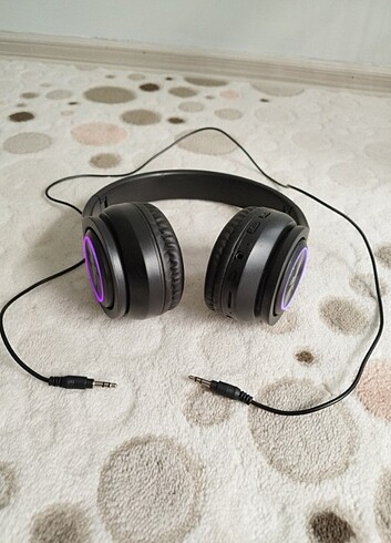 Bluetooth ve Kablolu Kulaklik