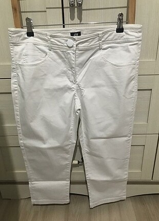 Yazlık pantolon beyaz