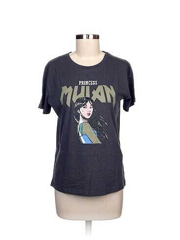 Walt Disney World T-shirt %70 İndirimli.