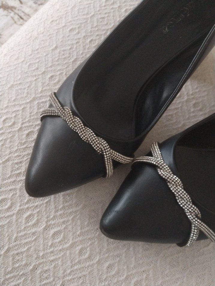 Siyah Parlak Yılan Desenli Tokalı Stiletto - Görsel 3