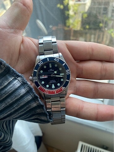 Seiko Quartz Diver Pepsi Divel