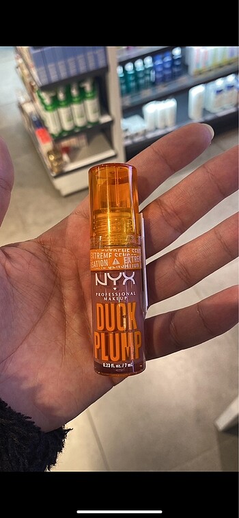 Nyx Duck Plump Gloss No:3 Nude Swings