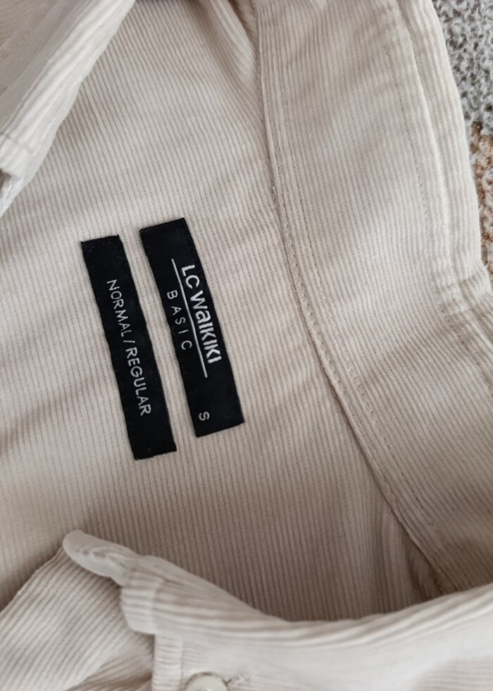 LC Waikiki Kadife Gömlek  - Görsel 2