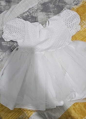 Parti elbisesi bebek