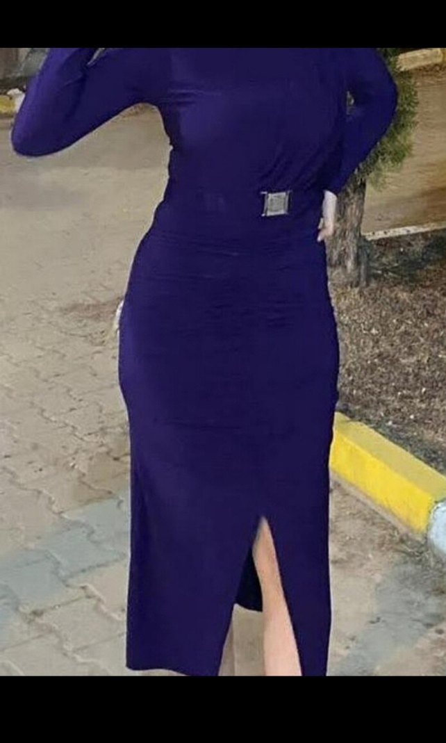 Mor Uzun Kollu Kemerli Dar Kesim Elbise - Görsel 4