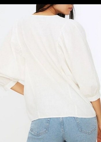 Kadın Beyaz Keten V Yaka Düğmeli Gömlek - Görsel 4