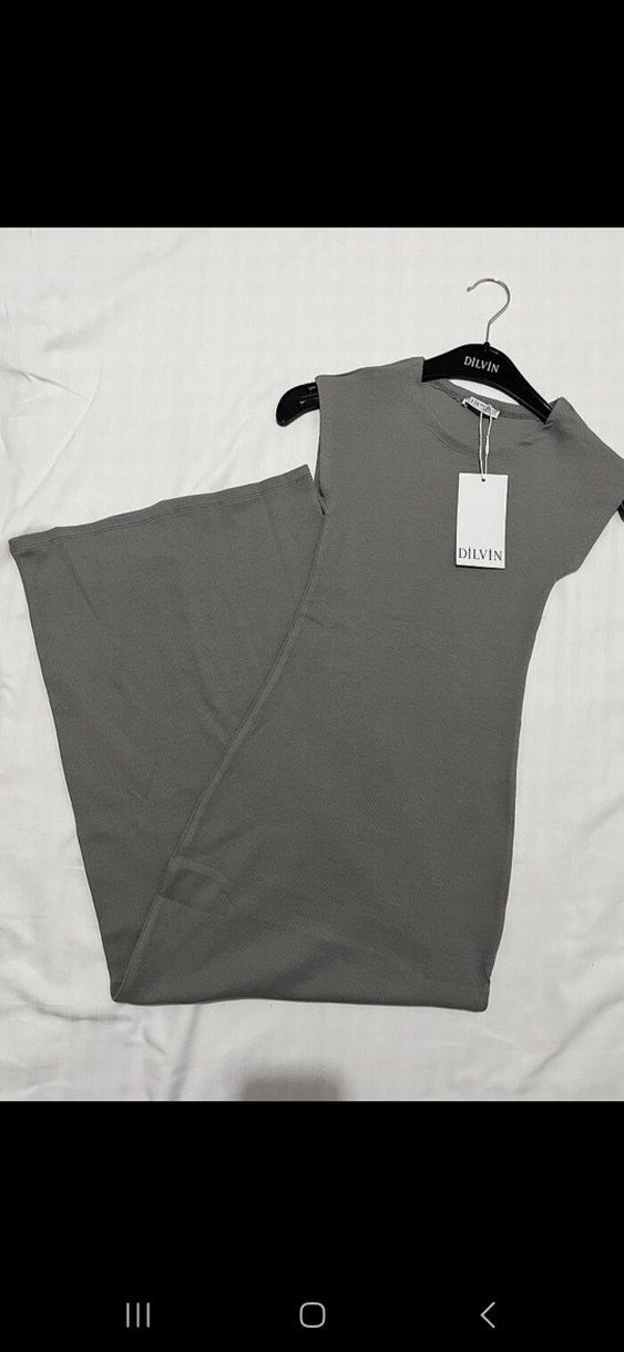 Gri Yüksek Yakalı Kolsuz Midi Elbise - Görsel 4