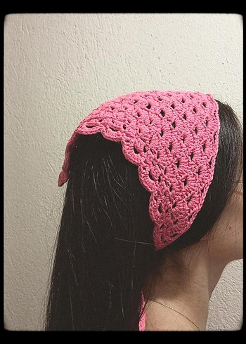 Pembe Dantel Örgü Saç Bandı