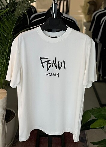 Fendi Bisiklet Yaka T-shirt
