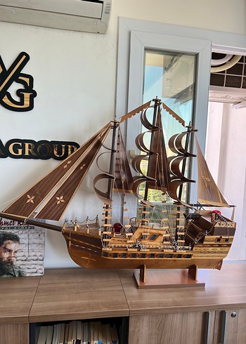 Beden Renk Kahverengi Ahşap Yelkenli Maket